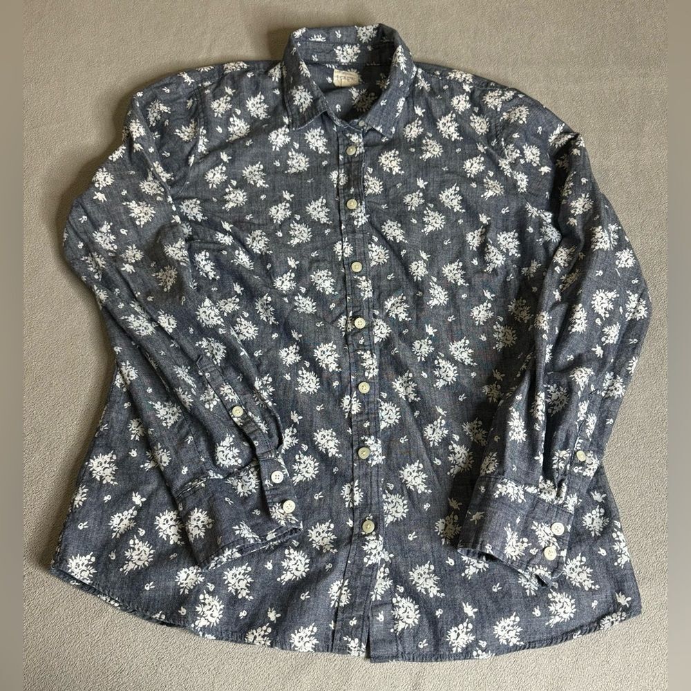 J.CREW Chambray floral printed button up Size M Women’s